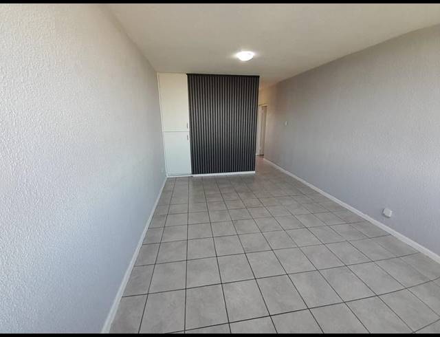 1 BEDROOM PROPERTY TO RENT IN LOEVENSTEIN